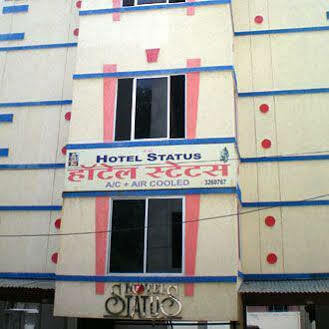 Hotel Status Nagpur Bagian luar foto